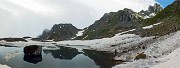 57 Dal laghetto saliamo con vista in Valletto